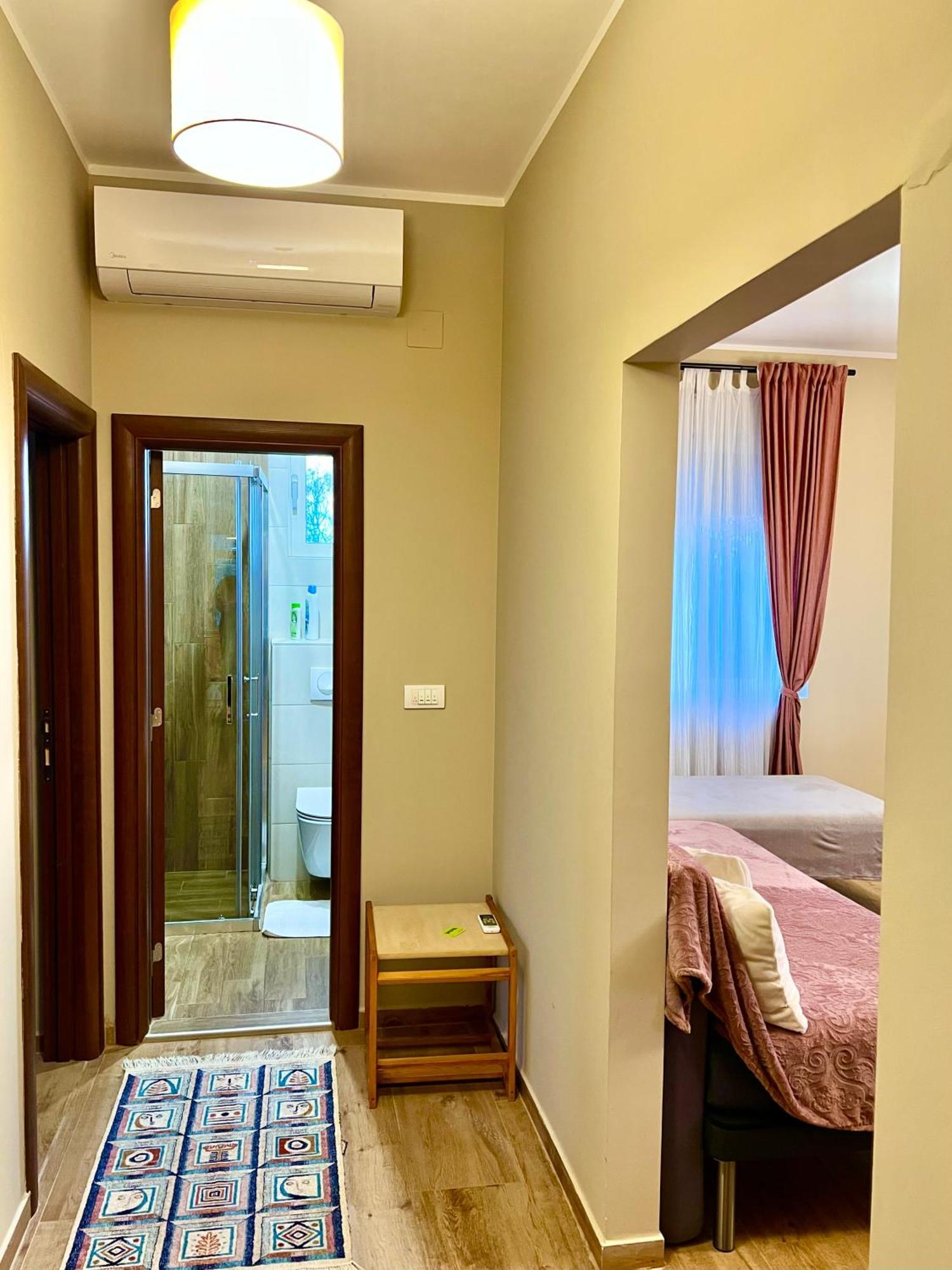 Roomsapartments Popcourt Pančevo Eksteriør bilde